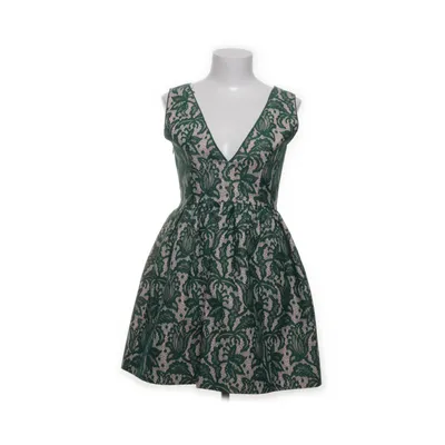 Robe (Vert, Blanc) de Zara Woman Polyester