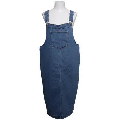 Hängselklänning (Blå) från Pieces