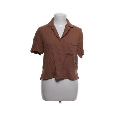 Korte mouwen shirt (Bruin) van Stradivarius Linnen, Viscose