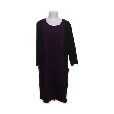 Klänning (64-0545) från Amalia Elastan, Polyester, Viskos