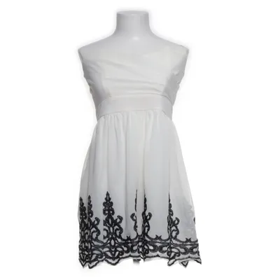 Cocktail dress (White, Black) from TFNC London Elastane, Polyester, Viscose