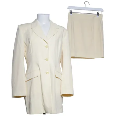 Mantelpak (Beige) van Miss H. Polyester, Viscose