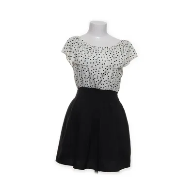Klänning (Svart, Vit) från Fancyqube