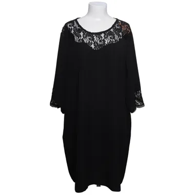 Dress (Black) from Lacony