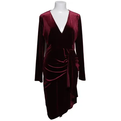 Robe portefeuille (Rouge) de TFNC London Élasthane, Polyester