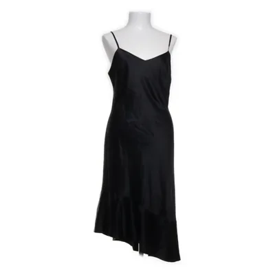 Klänning (Svart) från H&M Conscious Collection Exclusive Silke