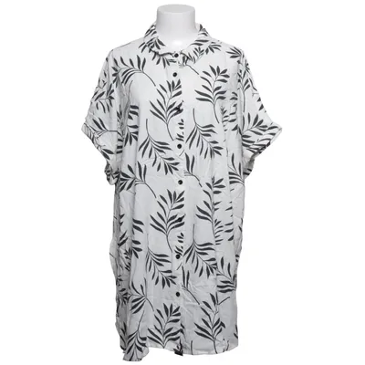 Kortärmad skjorta (Vit, Svart) från MyWear Woman Viskos