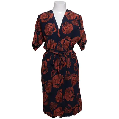 Omlottklänning (Mia dress) från Soaked in Luxury Viskos