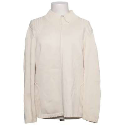Cardigan (White) from Public