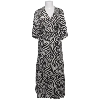 Wikkeljurk (Zwart, Wit) van Gina Tricot Viscose