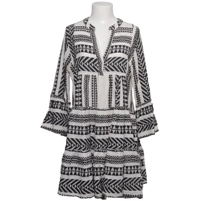 Robe (Noir, Blanc) de Devotion