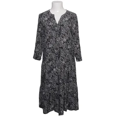Dress (Black, White) from Gina Viscose