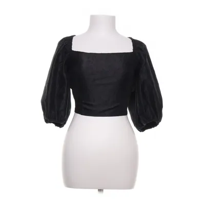 Crop top (Svart) från Misslisibell x NA-KD Polyester