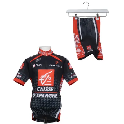 Trainingsset (Zwart, Rood, Wit) van Nalini