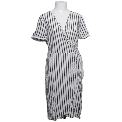 Wrap dress (Black, White) from Jacqueline de Yong Viscose