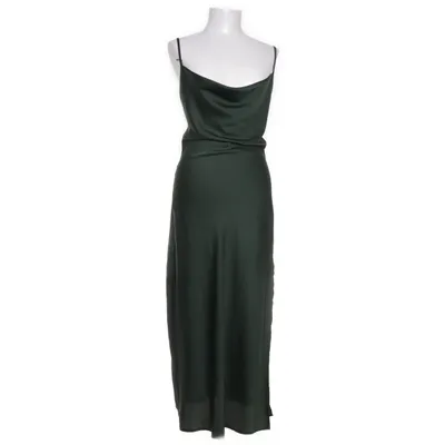 Maxikleid (Grün) von Stradivarius