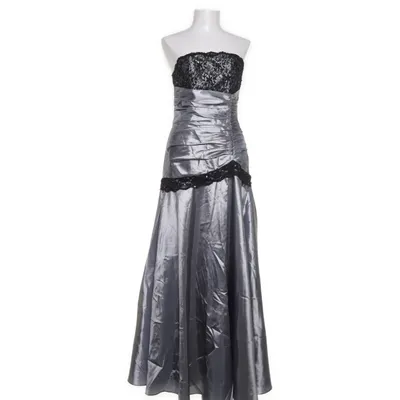Abendkleid (Grau, Schwarz) von Indivia