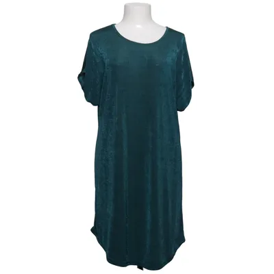 Kjole (Grøn) fra Oxxyzen Elastan, Polyester
