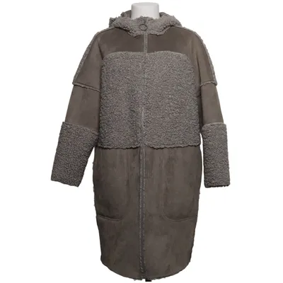 Shearling Jacke (Grau, Beige) von Bimba y Lola
