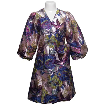 Slå-om-kjole (Pink, Blå, Gul) fra Selected Femme Metallfiber, Nylon, Polyester