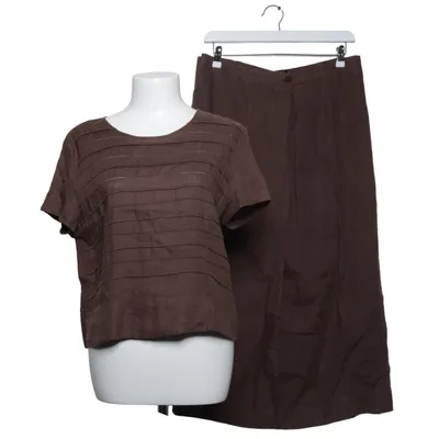 Ensemble (Marron) de Gina B Heidemann Lin