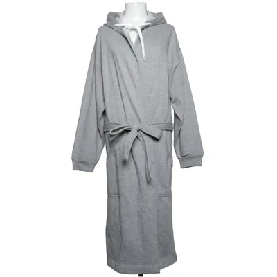 Peignoir (Gris) de Kosta Linnewäfveri