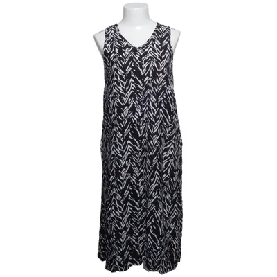 Kjole (Sort, Hvid) fra Soda Viscose