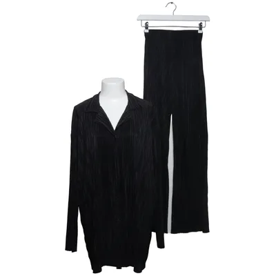 Set (Black) from Storets Polyester