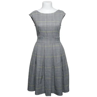 Klänning (Grå, Gul, Blå) från Closet London Elastan, Polyester, Viskos