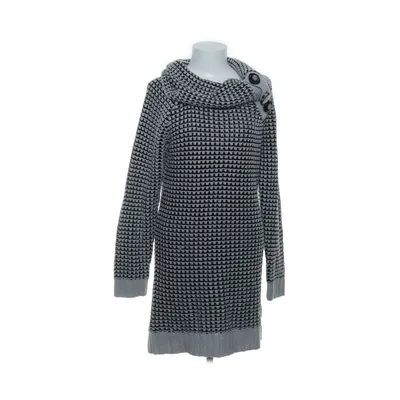 Turtleneck (Gray, Black) from Lipo Lipo Acrylic
