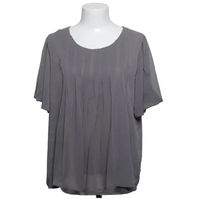 Top (Gray) from Line Collection Polyester