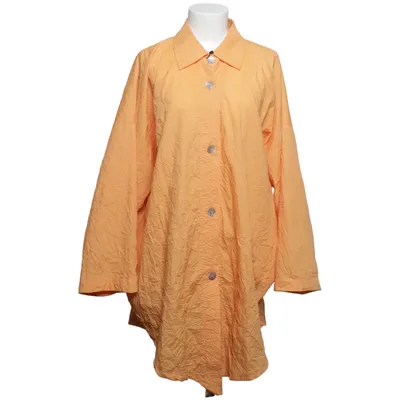 Shirt (Orange) from Túrbulence