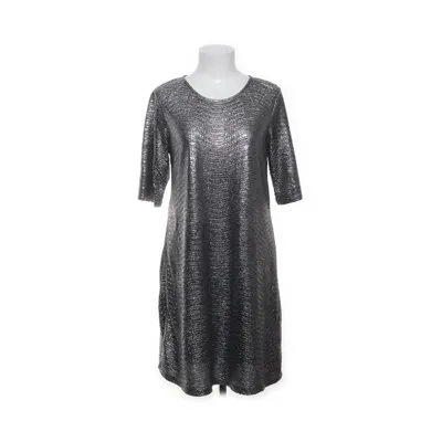 Klänning (Silverfärgad) från Size 8 Needle Polyester