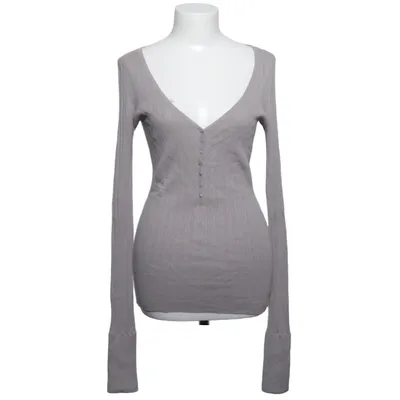 Blouse (Grijs) van Not Shy