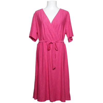 Klänning (VIKAWA V-NECK S/S KNEE DRESS/CUR) från Evoked Vila Elastan, Återvunnen polyester