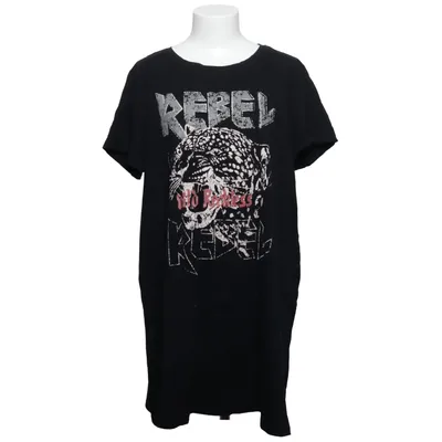 T-shirt (Noir) de ONLY Carmakoma Coton biologique
