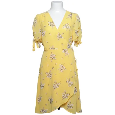 Omlottklänning (L Cait Wrap Dress) från Cubus Polyester