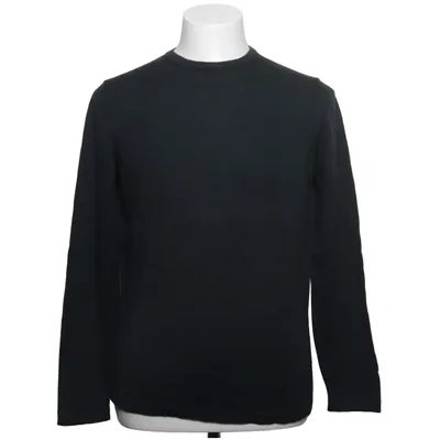 Sweater (Black) from Wormland