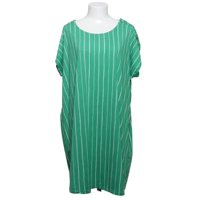 Kjole (Grøn, Hvid) fra Plus Size Elastan, Polyester