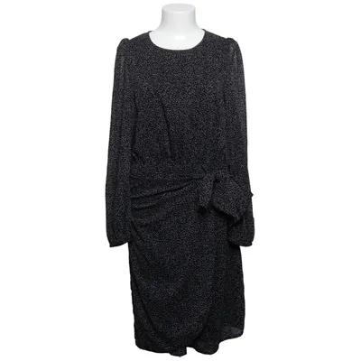 Robe (Noir, Blanc) de Soaked in Luxury