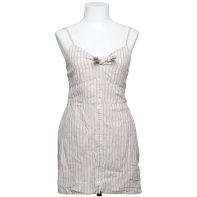Robe (Beige, Blanc) de Abercrombie & Fitch