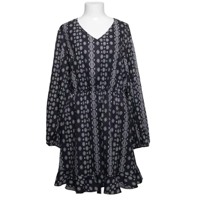 Dress (Black, White) from StyleDome Polyester