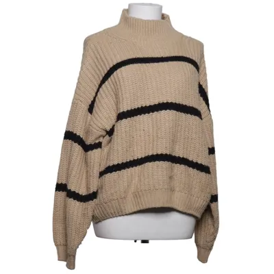Sweater (Beige, Black) from Cropp Acrylic
