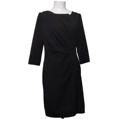 Dress (Black) from In Front