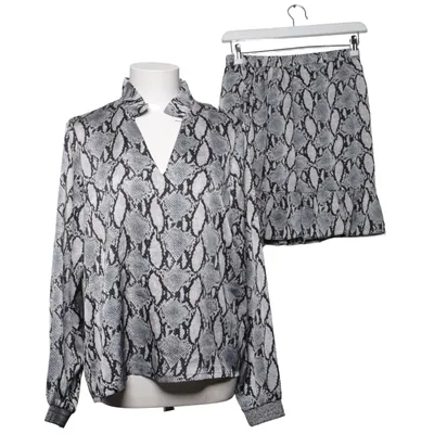 Set (INDRA) från Continue Polyester, Viskos