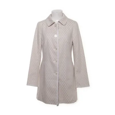 Kappa (Beige, Vit) från Comma Acetat, Polyester