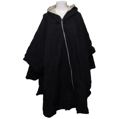 Cape (Svart) från Erich Fend Bomull, Metallfiber, Polyamid, Polyester