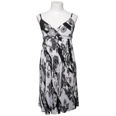 Robe (Noir, Blanc) de Jus D'Orange