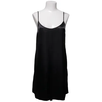 Nuisette (Noir) de Sisley Polyester