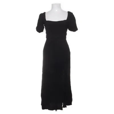 Långklänning (Svart) från Stradivarius